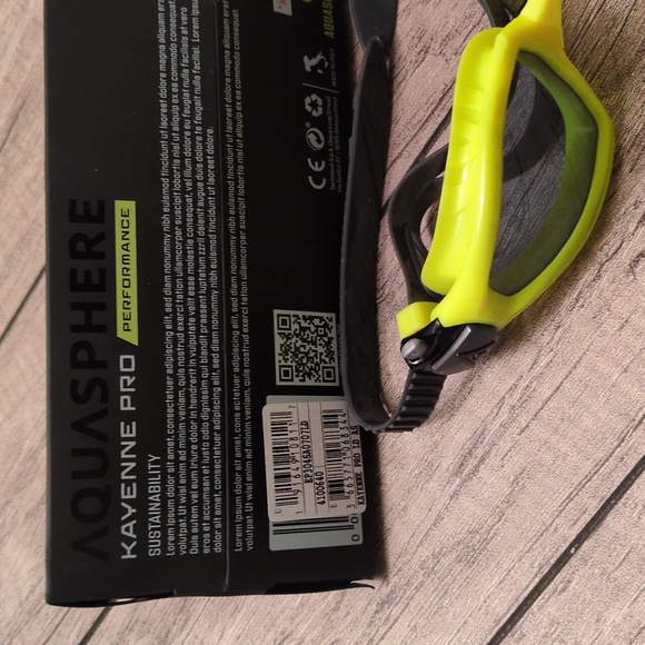 Aqua Sphere Kayenne Pro Goggles  - Smoke Lens.  Yellow. - Picture 2 of 3